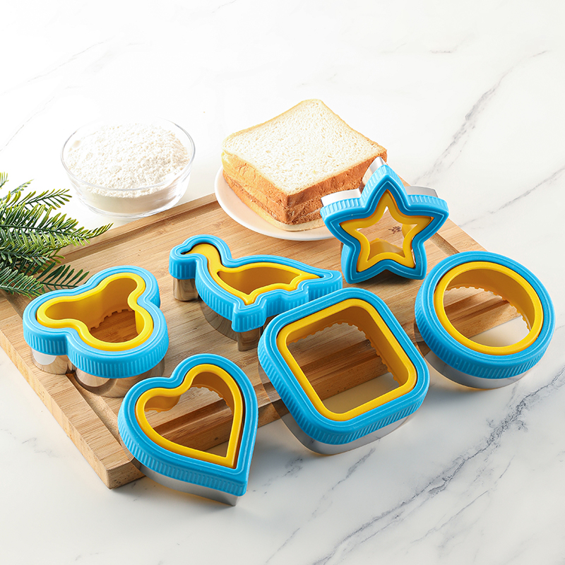 Sandwich cutting and sealing m - Kitchen Baking Items recension och pris